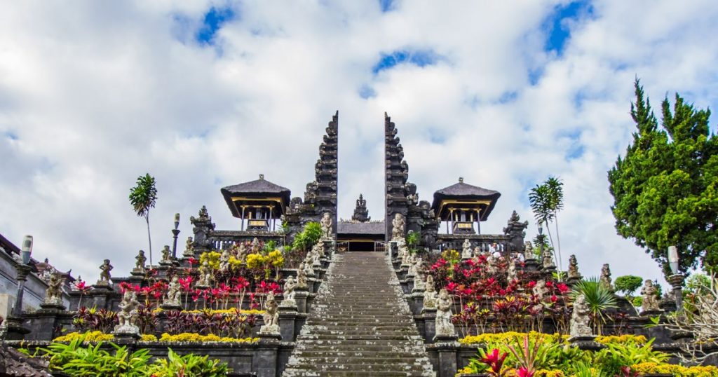 Pura Gapura di Bali